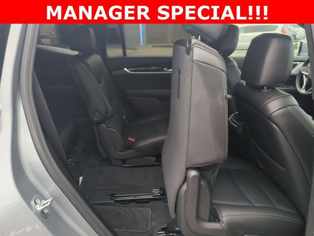 2025 Cadillac XT6 Premium Luxury