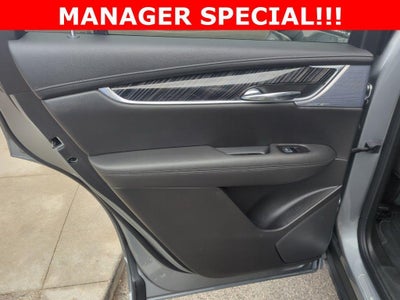 2025 Cadillac XT6 Premium Luxury