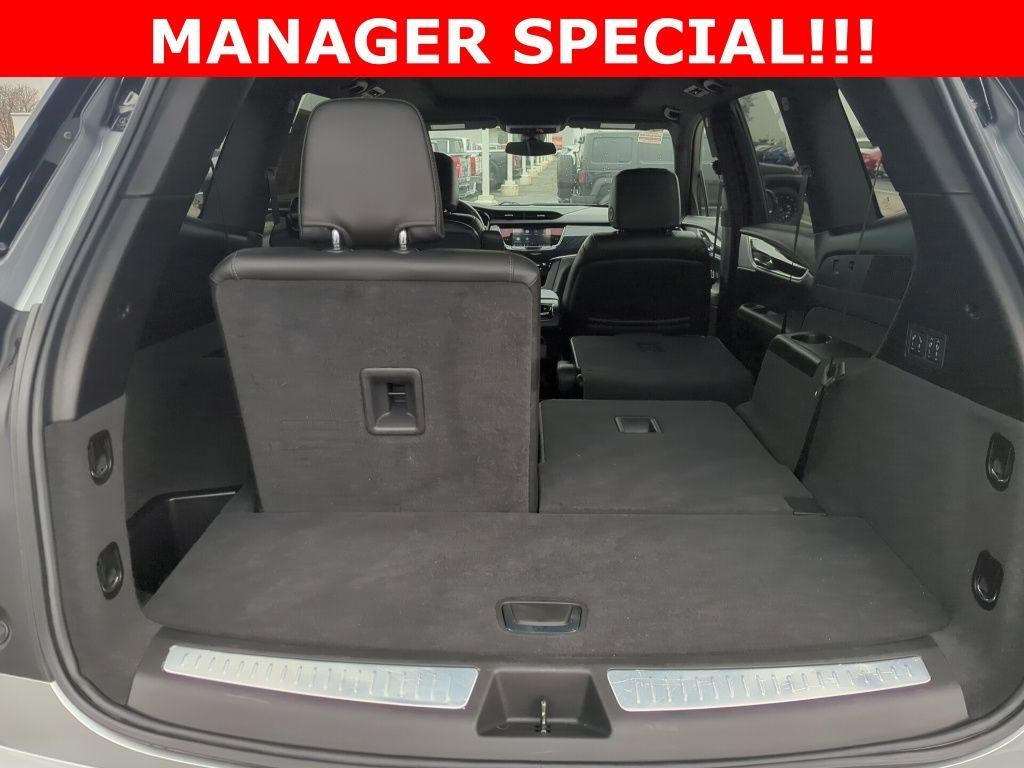 2025 Cadillac XT6 Premium Luxury