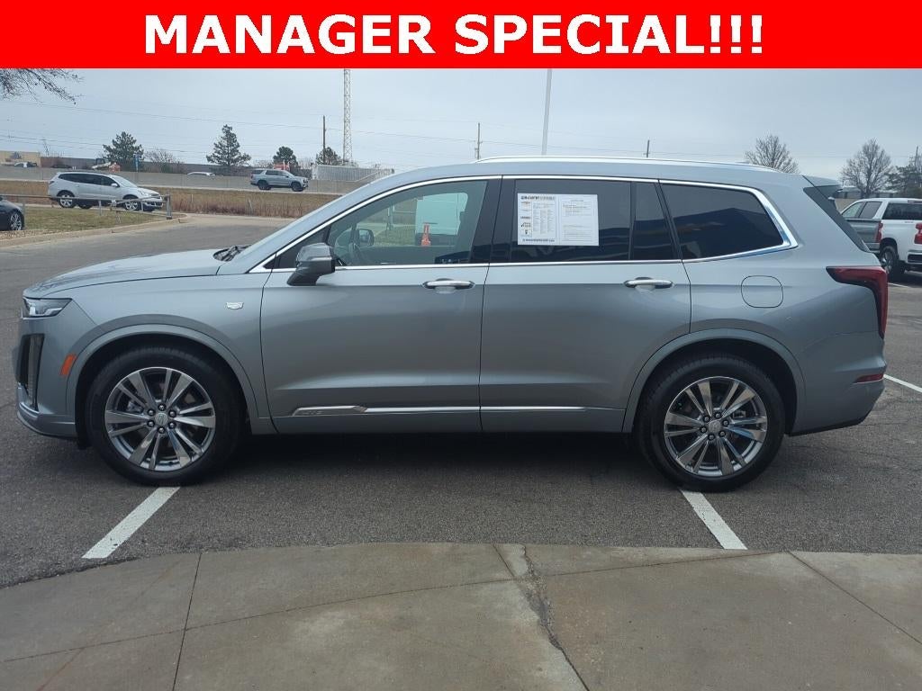 2025 Cadillac XT6 Premium Luxury