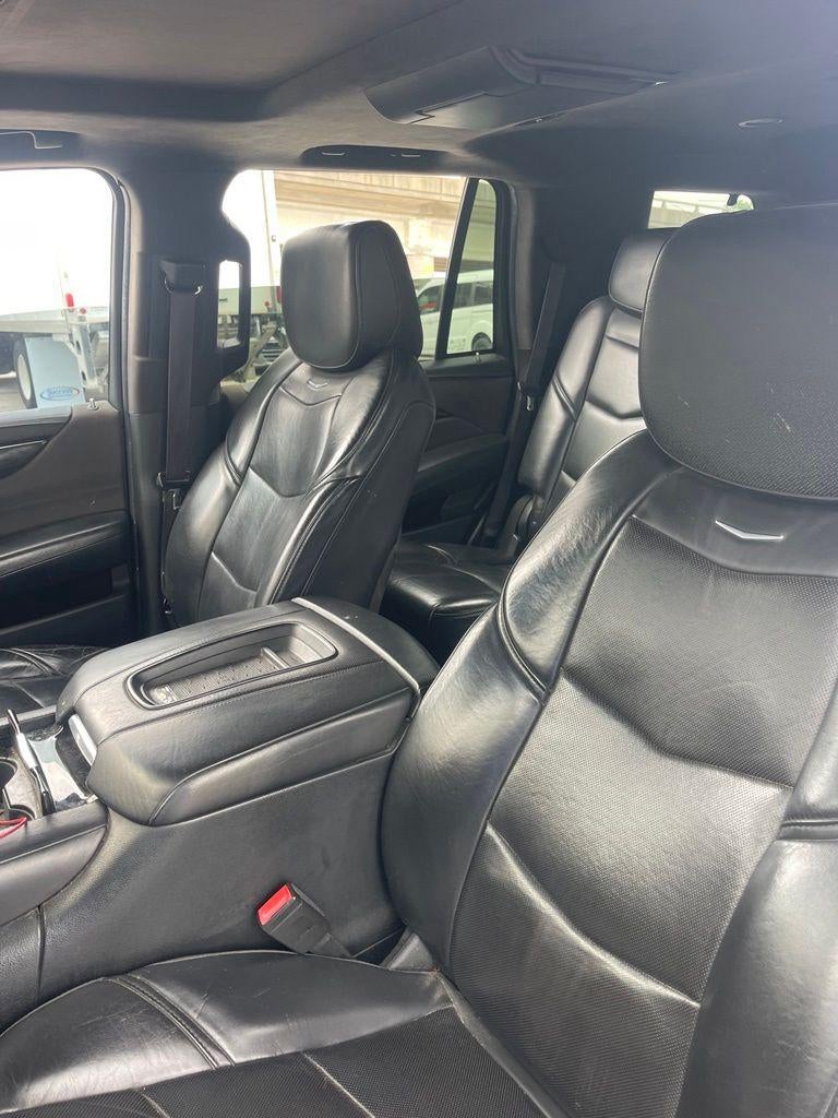 2016 Cadillac Escalade Platinum Edition
