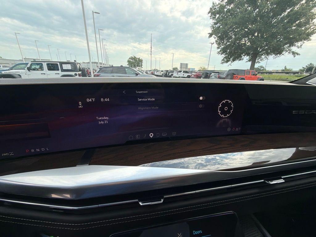2025 Cadillac Escalade Sport Platinum