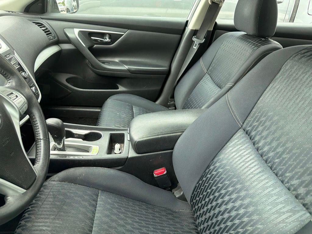 2017 Nissan Altima 2.5 SV