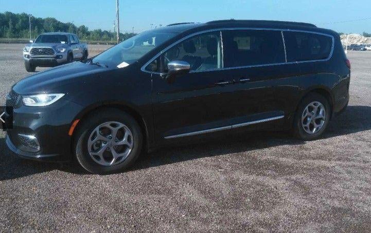 2023 Chrysler Pacifica Limited