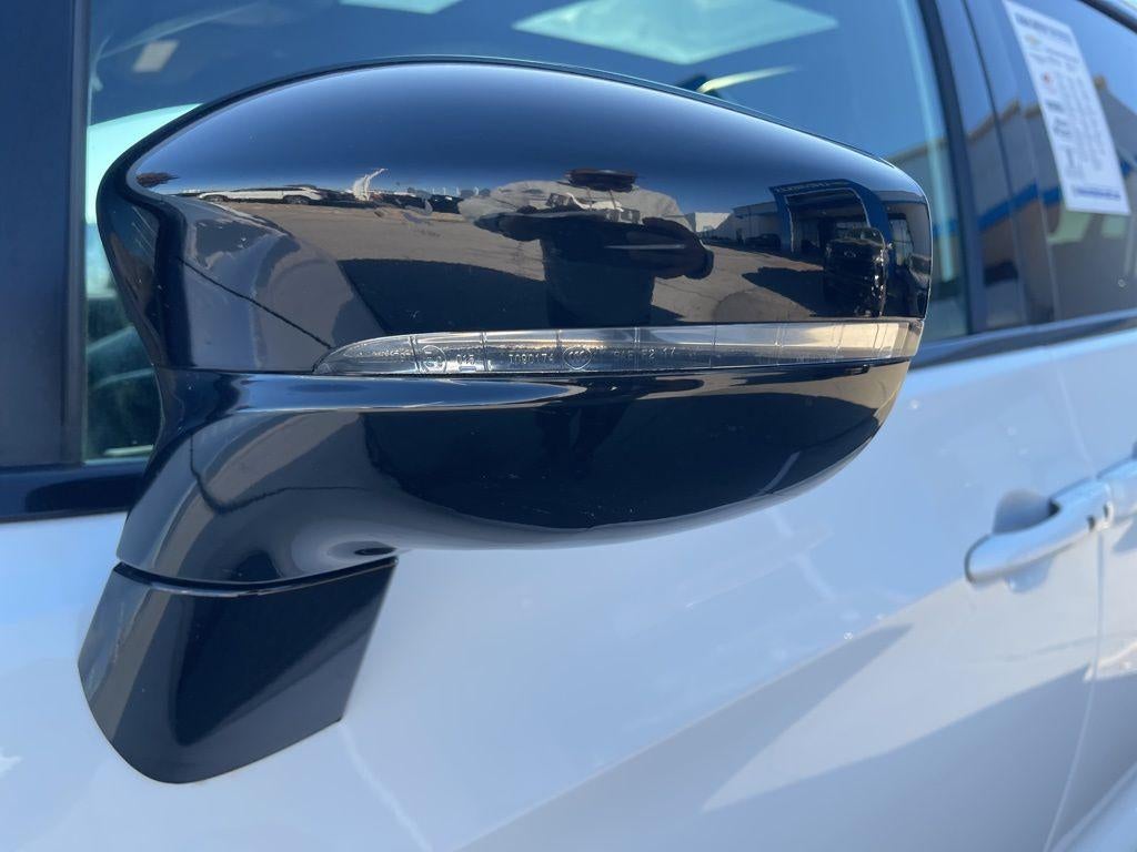 2025 Chrysler PACIFICA Base