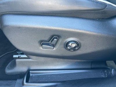 2025 Chrysler PACIFICA Base