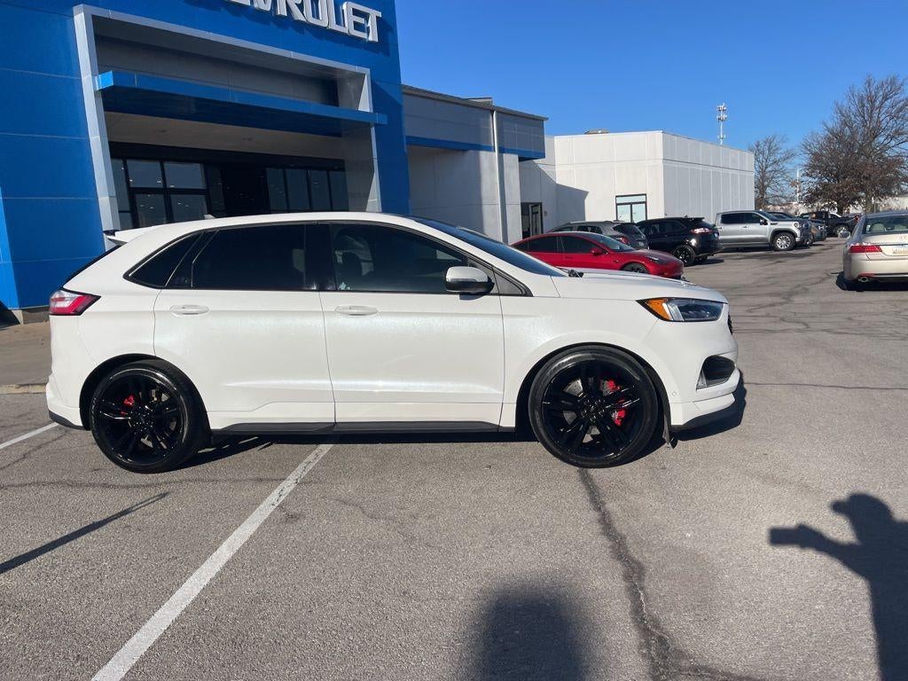 2020 Ford Edge ST