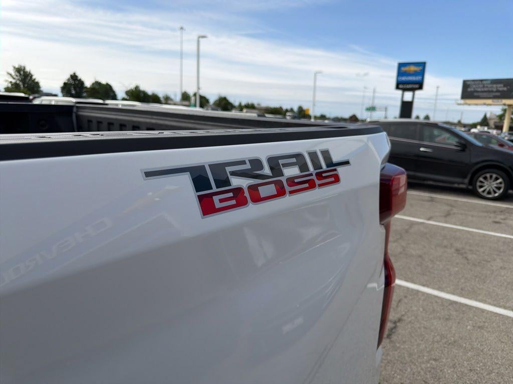 2024 Chevrolet Silverado 1500 Custom Trail Boss