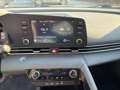 2022 Hyundai Elantra SEL