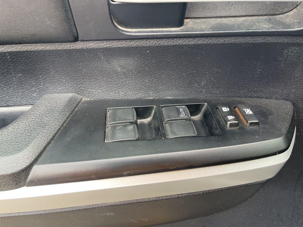 2016 Toyota Tundra 4WD Truck Limited