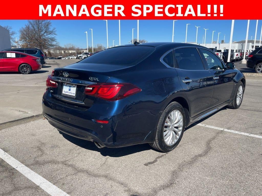 2016 INFINITI Q70L 3.7X