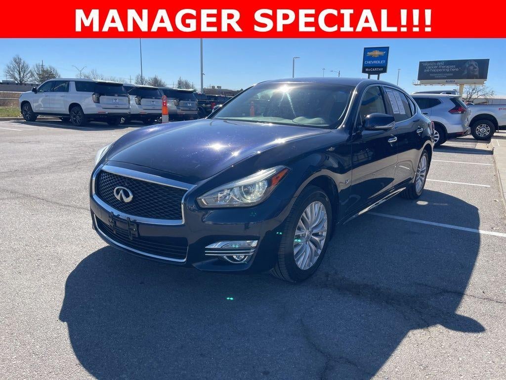 2016 INFINITI Q70L 3.7X