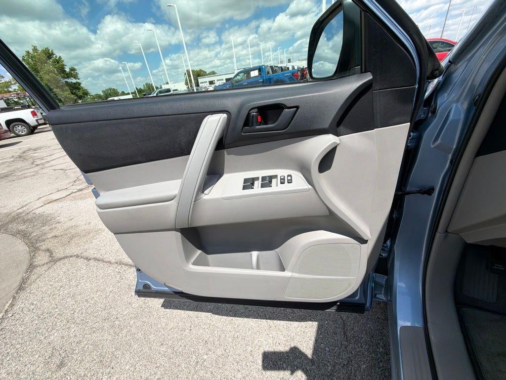 2008 Toyota Highlander Base