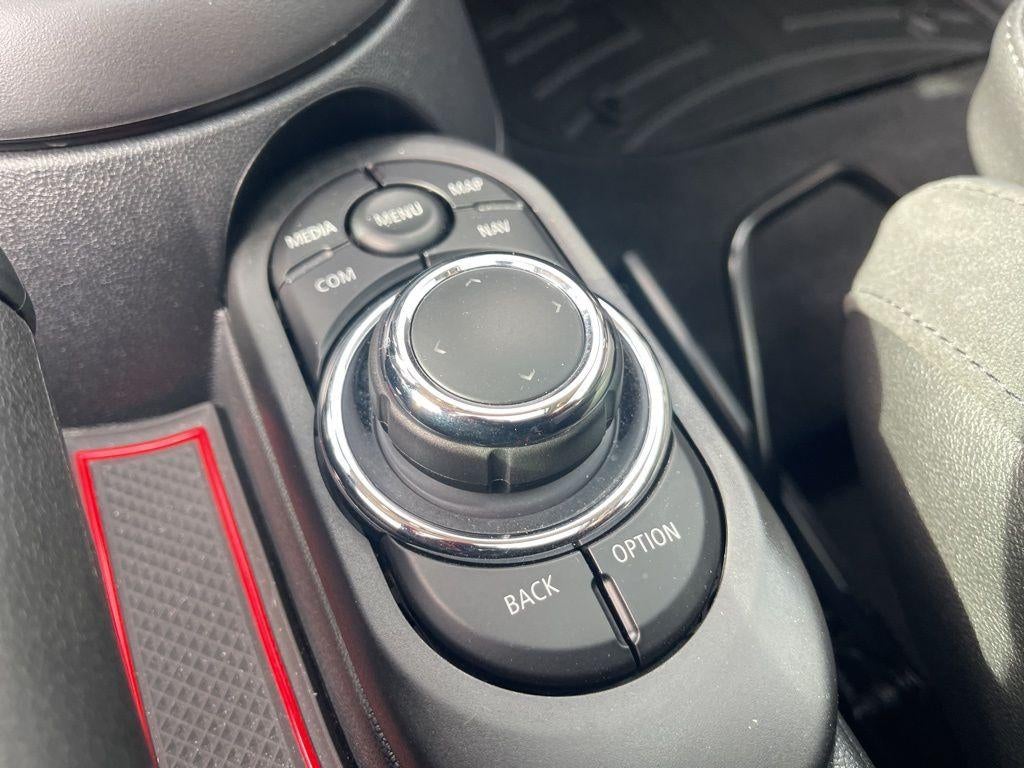 2024 MINI Hardtop 2 Door Iconic