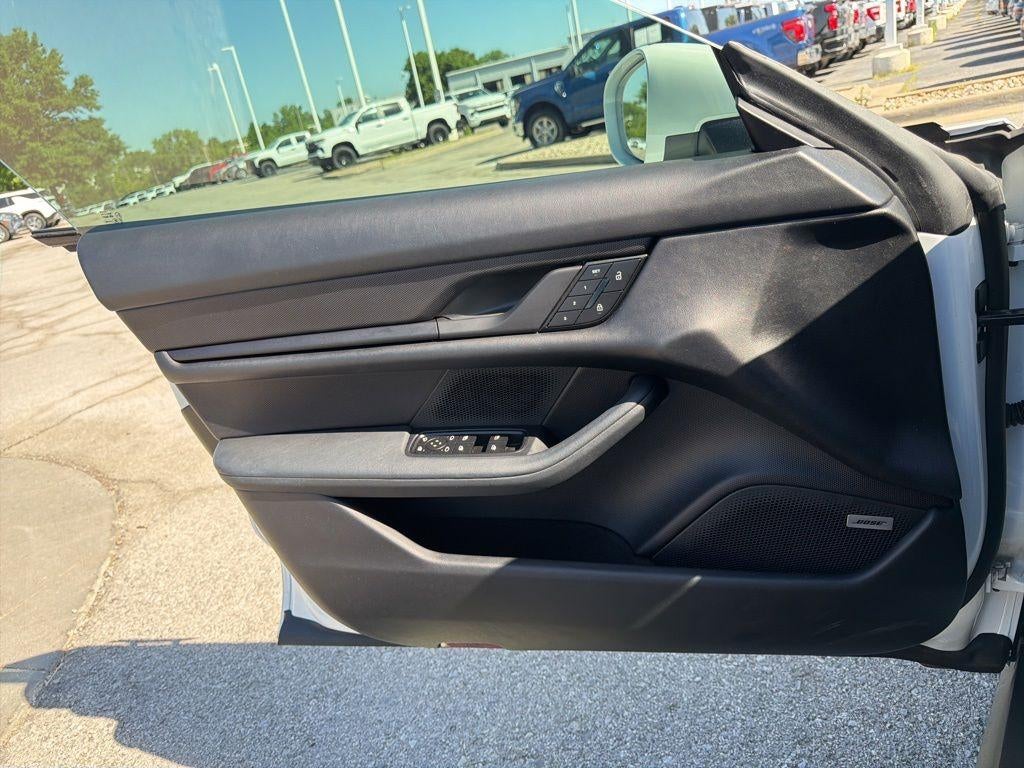 2022 Porsche Taycan Base
