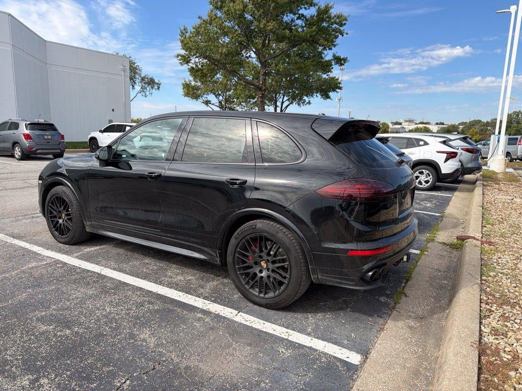 2016 Porsche Cayenne GTS