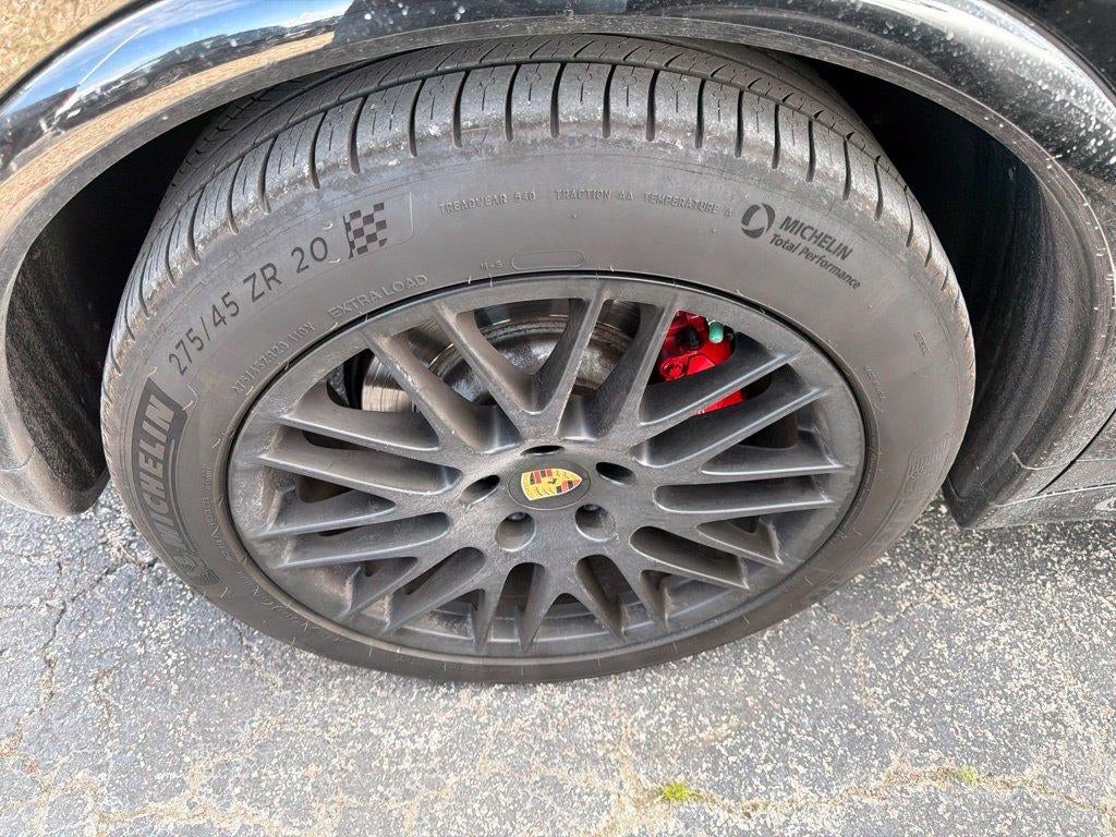 2016 Porsche Cayenne GTS