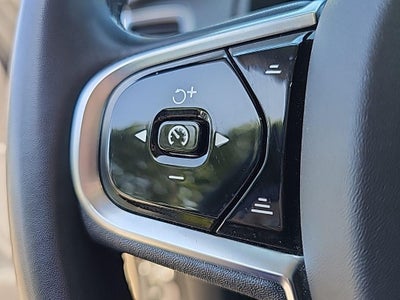 2023 Volvo XC90 B5 Core