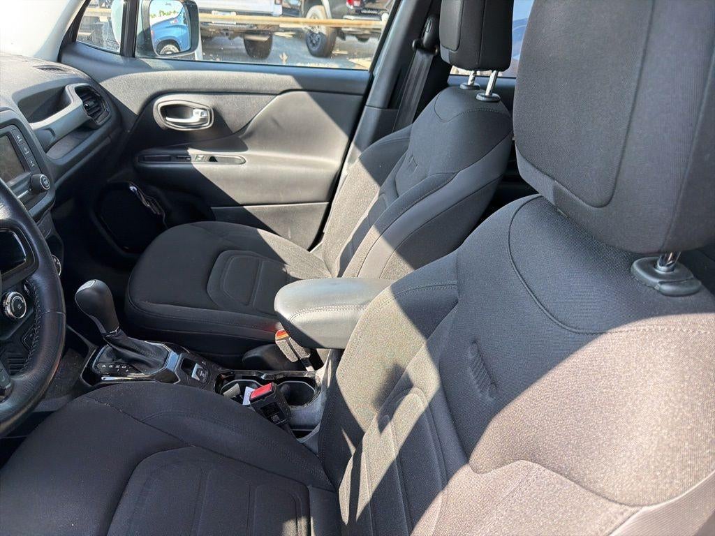 2017 Jeep Renegade Altitude