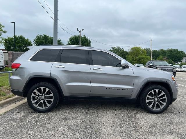 Used 2018 Jeep Grand Cherokee Limited with VIN 1C4RJFBG9JC297402 for sale in Kansas City