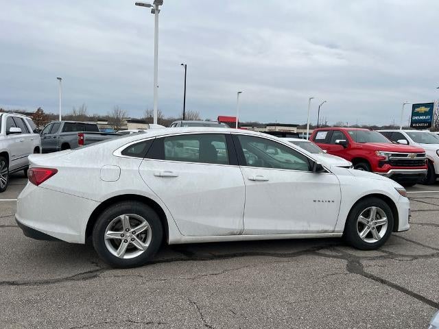Used 2024 Chevrolet Malibu 1LT with VIN 1G1ZD5ST3RF130633 for sale in Kansas City