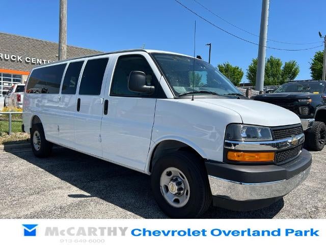 2025 Chevrolet Express Passenger