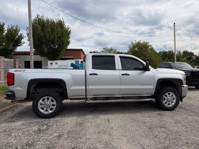 Used 2015 Chevrolet Silverado 2500HD LT with VIN 1GC1KVEG6FF184660 for sale in Kansas City