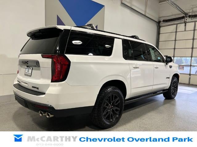 2022 GMC Yukon XL AT4