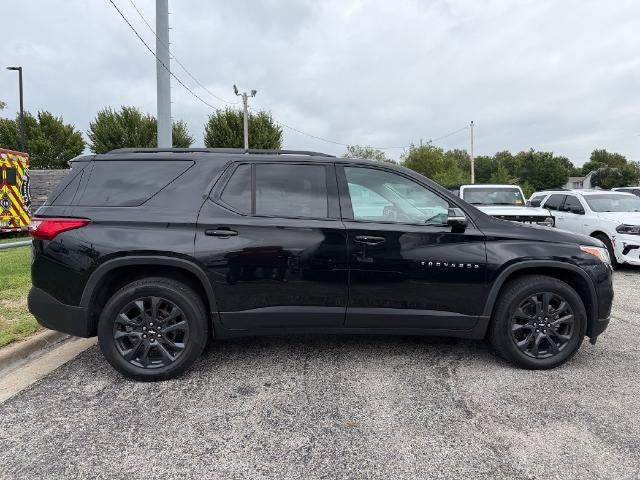 Used 2018 Chevrolet Traverse RS with VIN 1GNERJKX0JJ280713 for sale in Kansas City