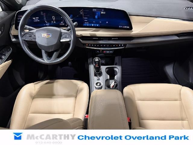 2024 Cadillac XT4 Luxury