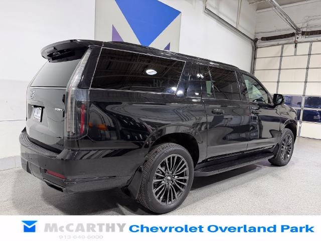 2025 Cadillac Escalade ESV Sport