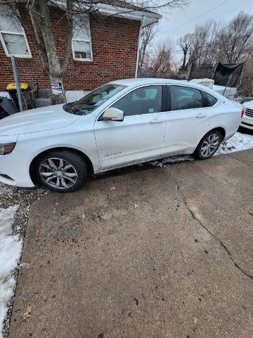 Used 2017 Chevrolet Impala 1LT with VIN 2G1105SA4H9170704 for sale in Kansas City