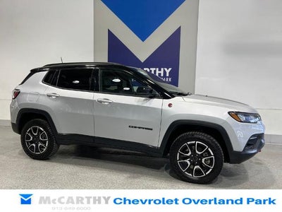 2025 Jeep Compass Trailhawk