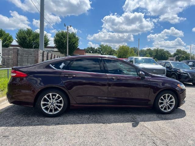 Used 2017 Ford Fusion SE with VIN 3FA6P0H78HR220107 for sale in Kansas City