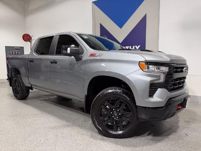 Used 2025 Chevrolet Silverado 1500 LT Trail Boss with VIN 3GCUKFE80SG255999 for sale in Kansas City