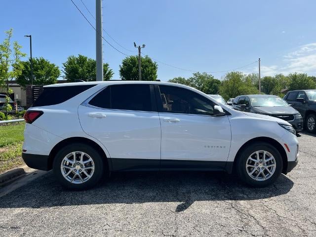 Used 2022 Chevrolet Equinox LT with VIN 3GNAXKEV3NL236286 for sale in Kansas City