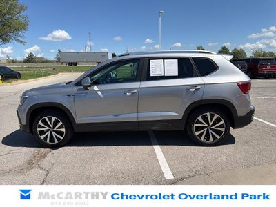 2023 Volkswagen Taos SE