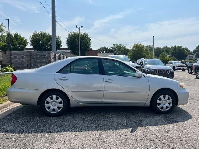 Used 2002 Toyota Camry SE with VIN 4T1BE32K12U083830 for sale in Kansas City
