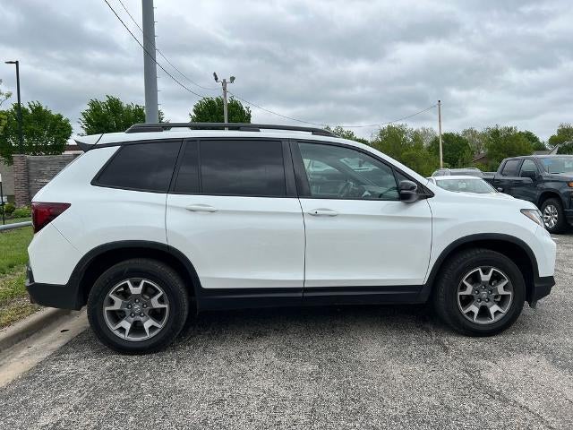 Used 2022 Honda Passport TrailSport with VIN 5FNYF8H64NB002593 for sale in Kansas City