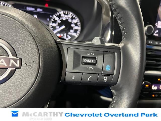 2025 Nissan Pathfinder SV - Photo 14