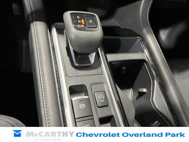 2025 Nissan Pathfinder SV - Photo 18