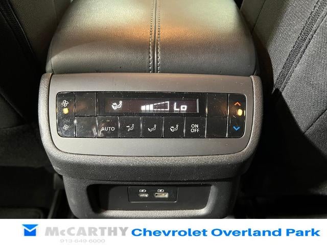 2025 Nissan Pathfinder SV - Photo 25
