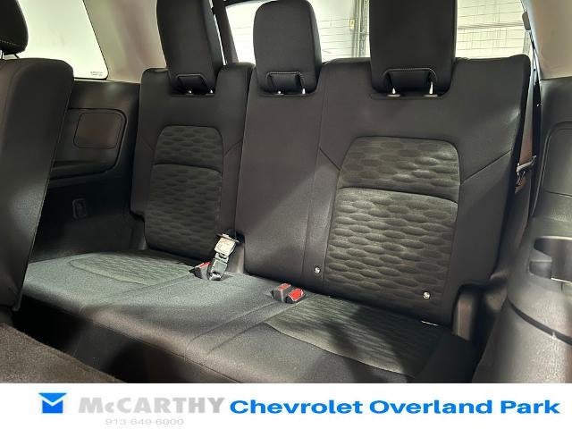 2025 Nissan Pathfinder SV - Photo 27