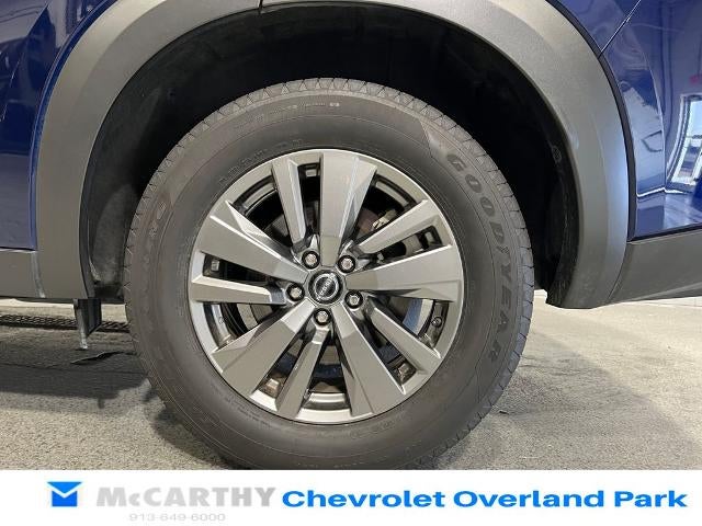 2025 Nissan Pathfinder SV - Photo 32