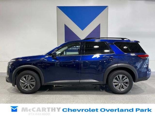 2025 Nissan Pathfinder SV - Photo 8