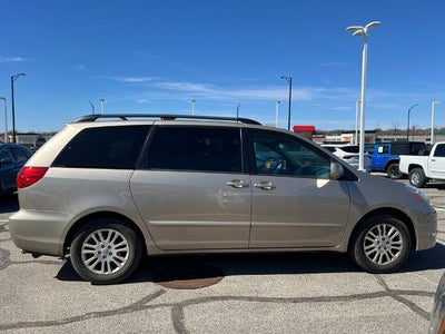 2008 Toyota Sienna XLE