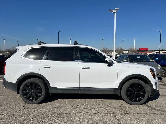 Used 2021 Kia Telluride S with VIN 5XYP64HC3MG129157 for sale in Kansas City