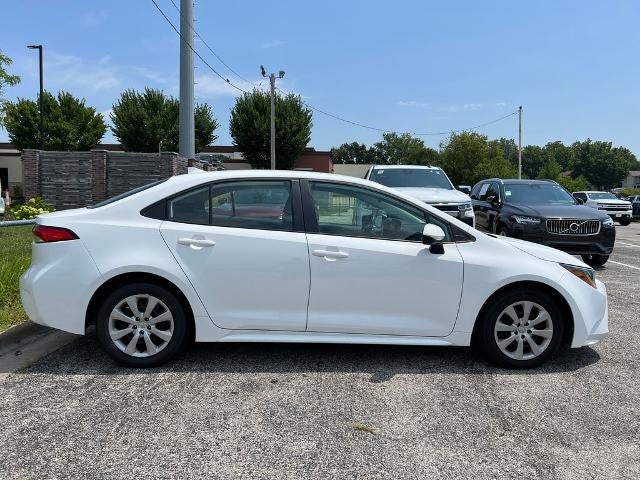 Used 2025 Toyota Corolla LE with VIN 5YFB4MDE9SP268886 for sale in Kansas City