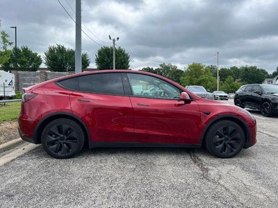 2025 Tesla Model Y Long Range