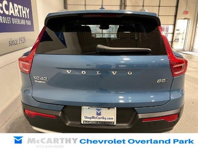 2025 Volvo XC40 Plus Bright Theme